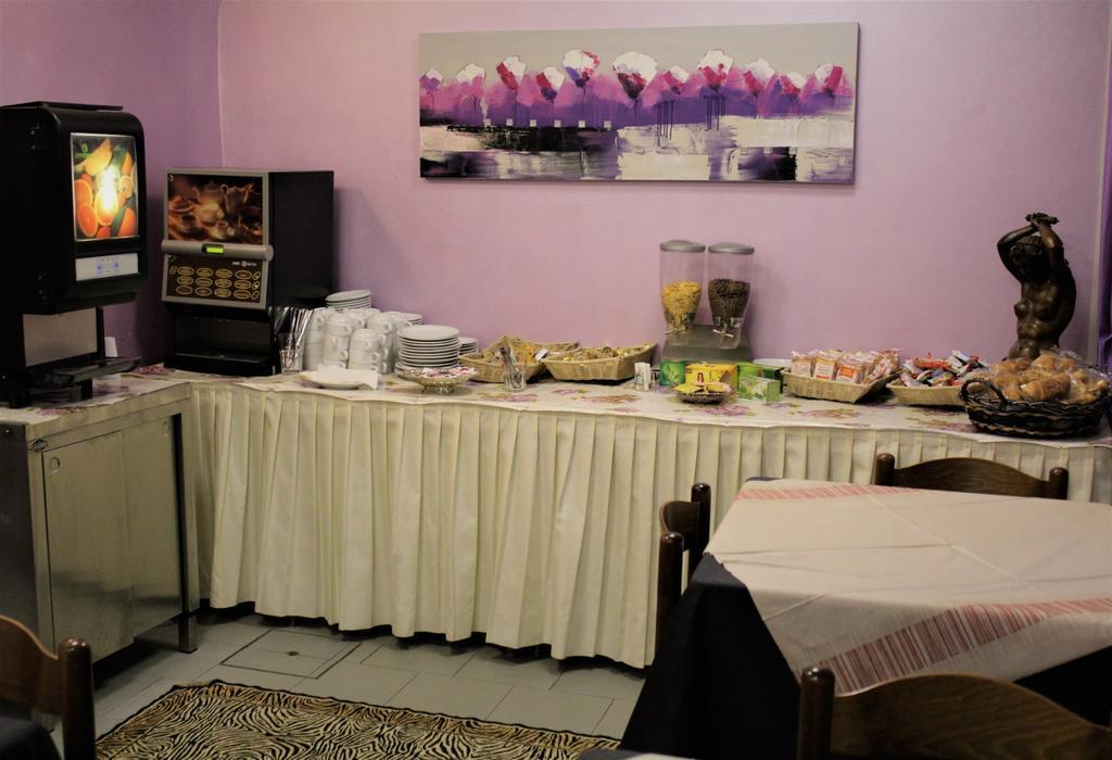 Hotel Midi Річчоне Екстер'єр фото